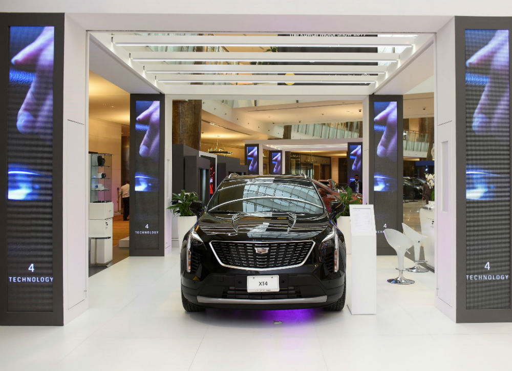 كاديلاك XT4 الجديدة كلّياً تعرض في معرض الكويت للسيارات 2019