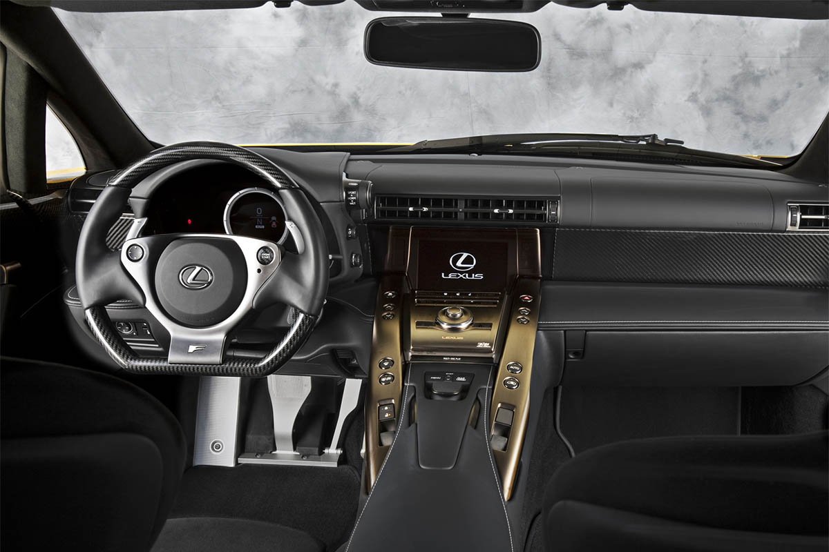 داخلية لكزس ال اف ايه – Lexus LFA