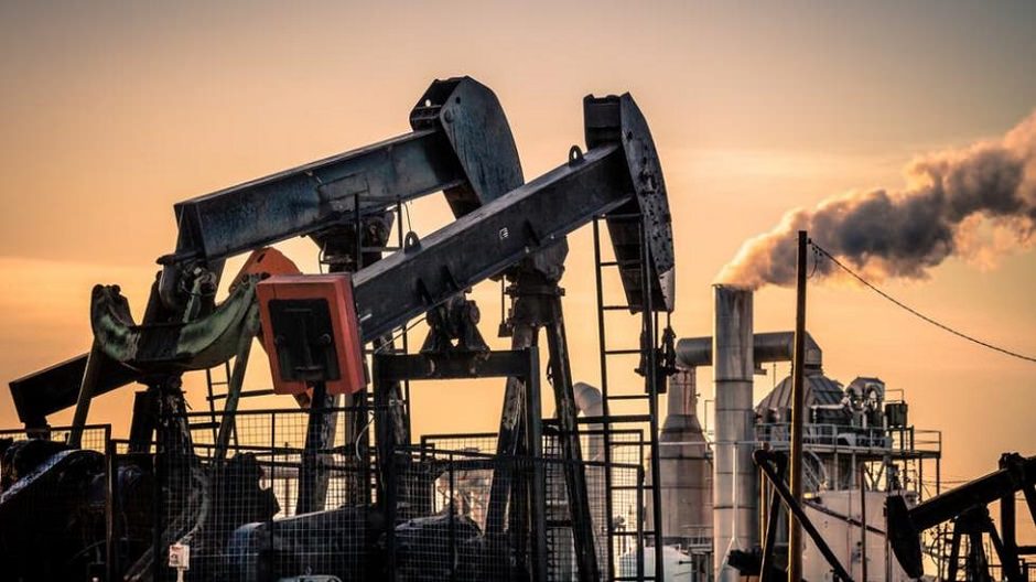 أزمة جديدة تدق أبواب العالم بسبب انخفاض اسعار النفط بنسبة 20٪